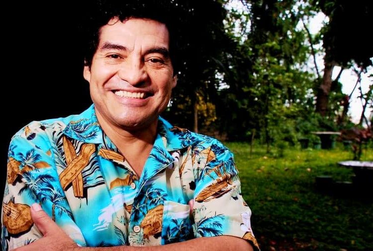Proponen declarar Hijo Meritísimo de El Salvador a cantante Jhosse Lora