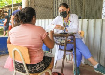 Diputados llevaron jornadas médicas y entregaron insumos en diversas comunidades del país