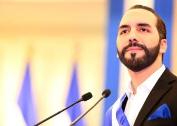 Presidente Bukele enfatiza en los derechos del pueblo «hasta para remover funcionarios» y remarca que no se tolerará la prepotencia gubernamental