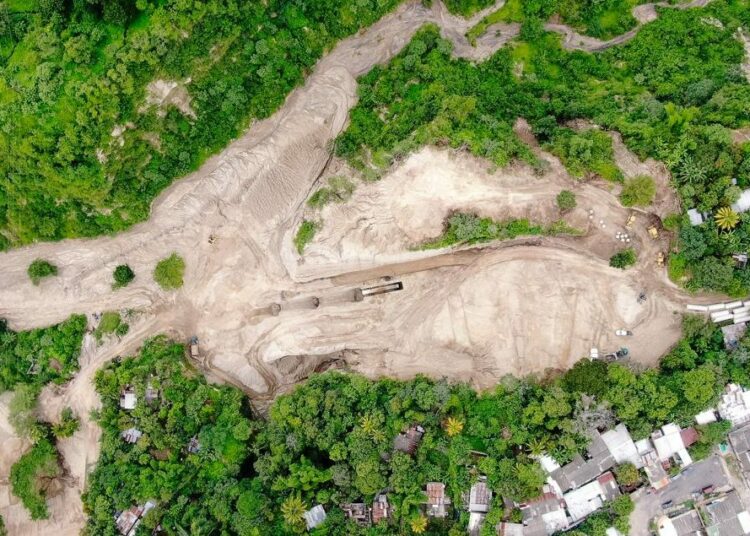 MOP acelera trabajos en Brisas de San Francisco, colonia Santa Lucía y Los Chorros, entre otros, para prevenir tragedias