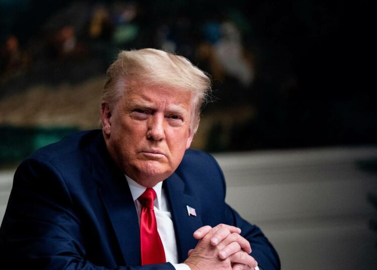 Trump intenta restar importancia al hallazgo de documentos clasificados en su casa