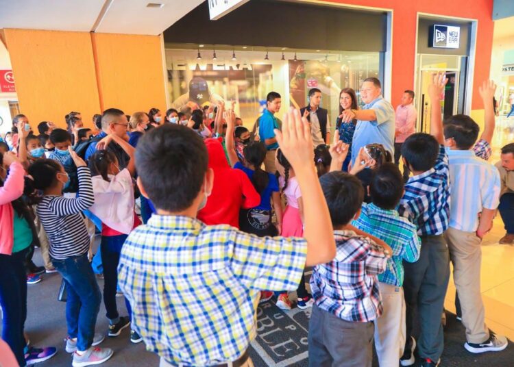 Diputados cierran el mes de la niñez disfrutando con los chicos del Hogar San Vicente de Paul