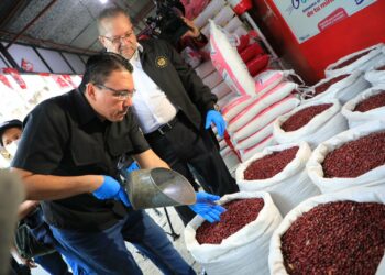 Defensoría del Consumidor y Ministerio de Agricultura descartan alza al precio del frijol 