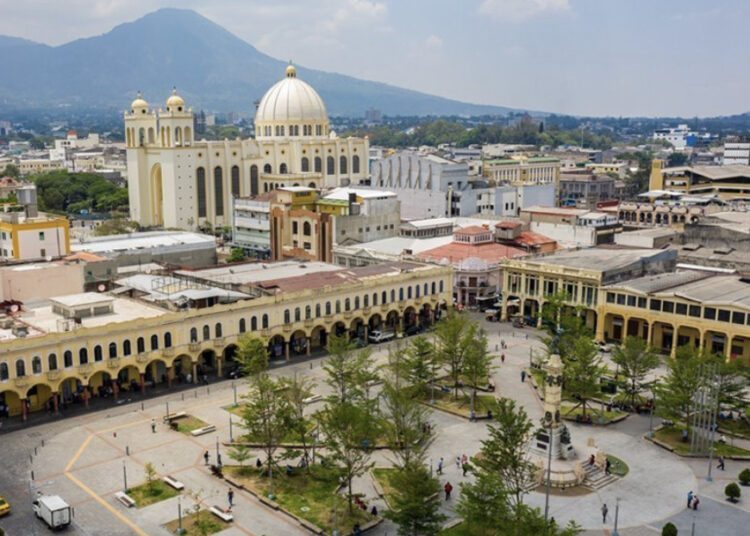 El Salvador registra la menor tasa de inflación en la región