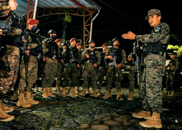 2 mil efectivos de la Fuerza Armada apoyan la búsqueda de pandilleros en Comasagua
