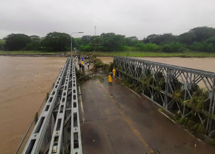 Obras Públicas construirá puente sobre el río Titihuapa, en Dolores, Cabañas