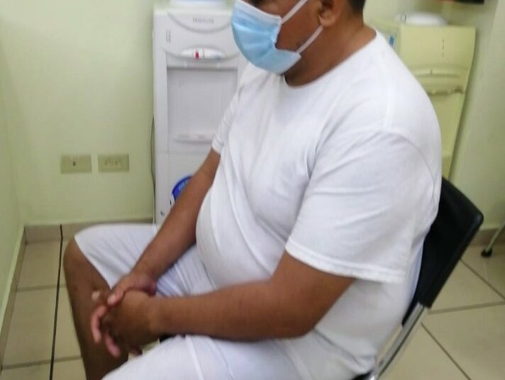 Detienen a empleado del ISSS por agresión sexual contra una adolescente