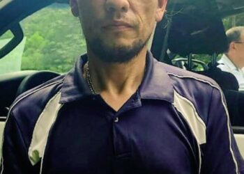 Capturan a conductor del microbús escolar que volcó en carretera Los Chorros