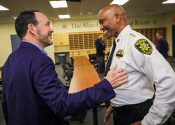 Gustavo Villatoro: «Muchos sheriff de condados de Estados Unidos nos pidieron venir a El Salvador»