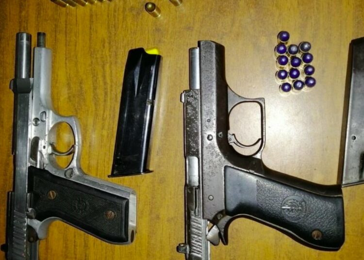 20 años de cárcel para sujeto que portaba y almacenaba armas de fuego ilegalmente en Opico