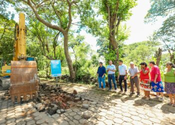 DOM moderniza las calles de adoquín del municipio de Sensembra