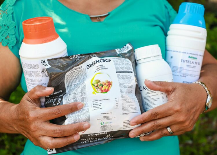 Agricultura inicia entrega de insumos a más de 60 mil manzanas del parque cafetalero