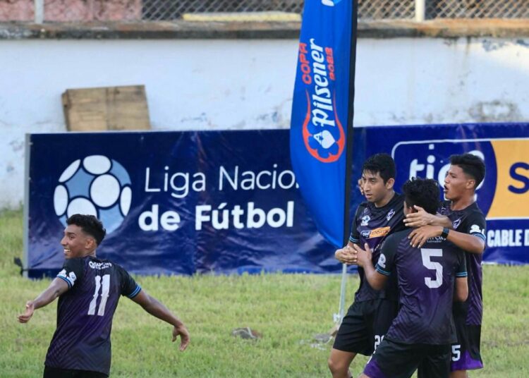 Cabañas es el nuevo líder de la Liga Nacional de Fútbol