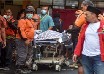 Confirmaron que murieron 32 niños en la tragedia del fútbol de Indonesia