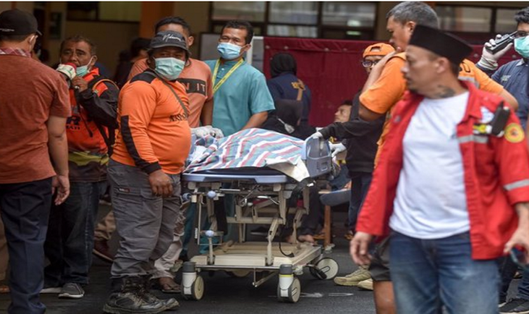 Confirmaron que murieron 32 niños en la tragedia del fútbol de Indonesia