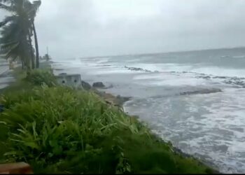 Huracán Julia impacta en Nicaragua tras golpear costa colombiana