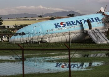 Un avión con 173 personas a bordo se sale de la pista al aterrizar en Filipinas