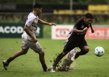 Alacranes se acerca a los cuartos de final de la LNF