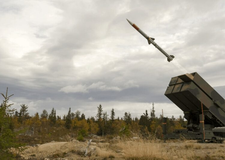 Israel le proveerá a Ucrania un sistema de alerta defensiva para prevenir los ataques rusos con misiles y drones