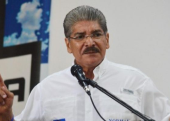 FGR presenta acusación por negociar con pandillas contra ex diputado Norman Quijano