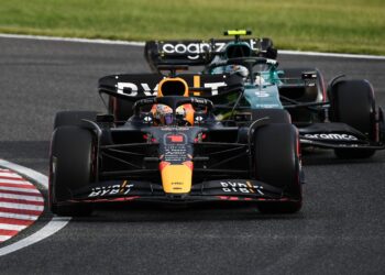 Max Verstappen logra la pole y prepara el título en Suzuka