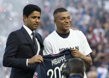 El PSG reacciona tras las filtraciones del “contrato más grande de la historia” que firmó Kylian Mbappé