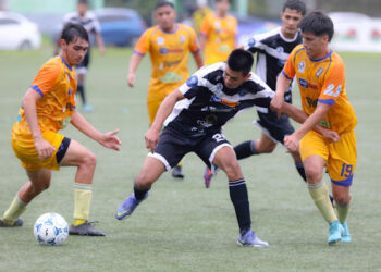 La Libertad se acerca a cuartos y Cuscatleco sigue en la pelea