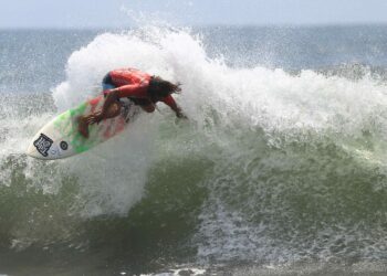 Ramos y Machado sobresalieron en la III fecha del Circuito Nacional de Surf