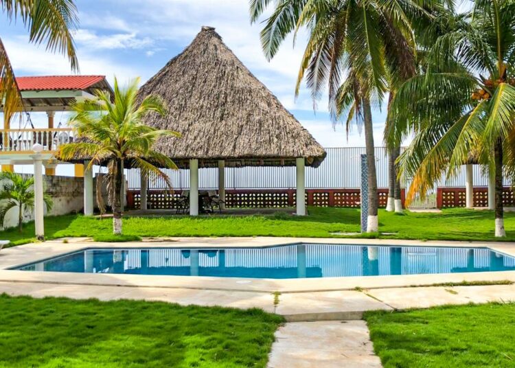 Decomisan rancho de $280 mil utilizado por narcotraficantes para almacenamiento de droga