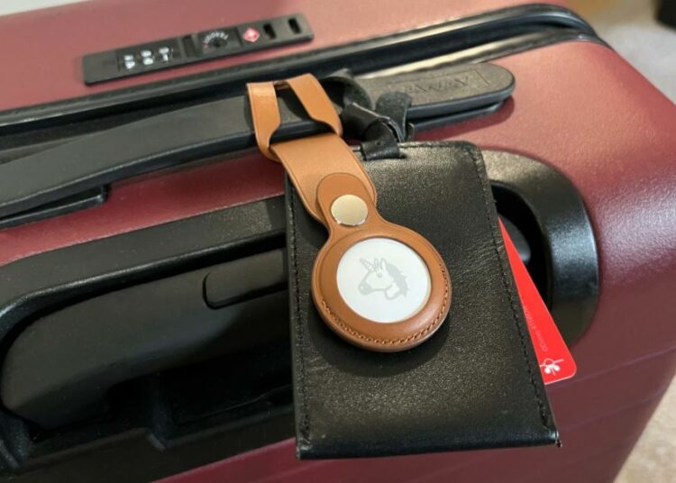 Una aerolínea alemana prohíbe llevar AirTags en la maleta, esta es la razón