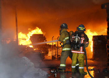 Legisladores reestructuran marco normativo y orgánico del Cuerpo de Bomberos para modernizarlo