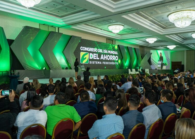 Sistema FEDECRÉDITO realiza congreso del Día Mundial del Ahorro
