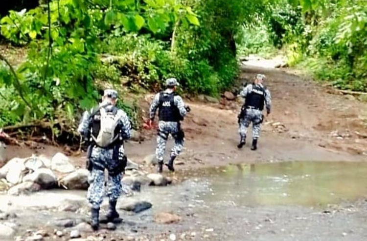 Reportan agente de la PNC herido en intercambio de disparos con pandilleros en Ahuachapán