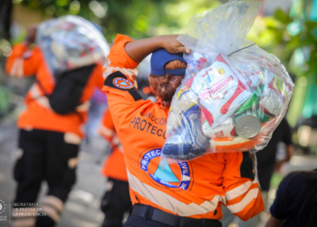 Gobierno llevará alimentos y agua purificada a 1,500 familias afectadas por tormenta Julia en San Miguel