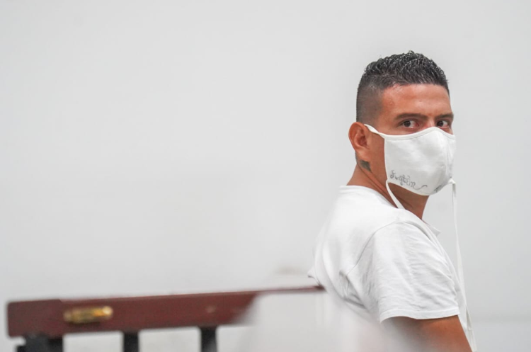 Condenan a 42 años de cárcel a sujeto que violó a dos niñas mientras las cuidaba