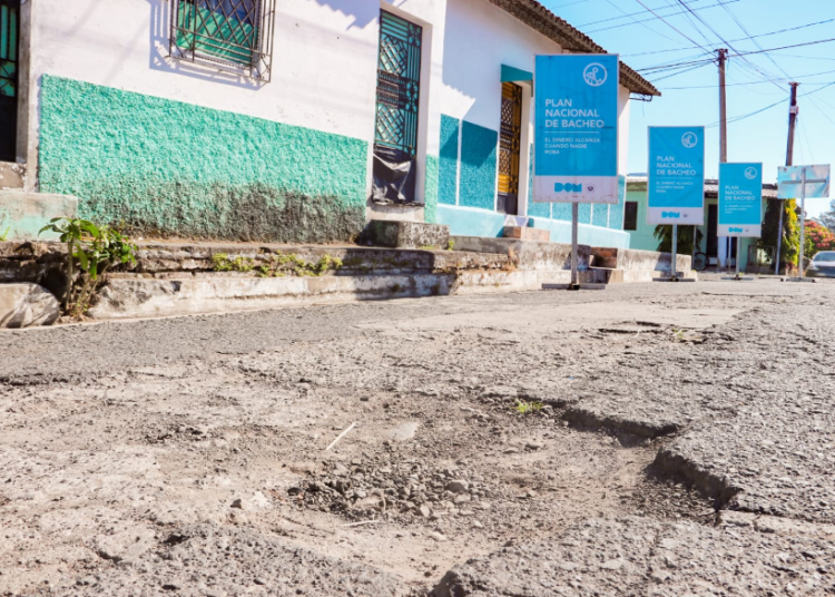 La DOM trabaja en la recuperación de las calles en Armenia, Sonsonate