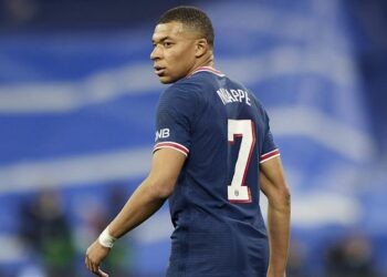 Mbappé se siente “traicionado” y presiona para irse en enero