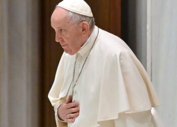 El papa Francisco pidió una “paz duradera” en Ucrania y Rusia no descartó una mediación del Vaticano
