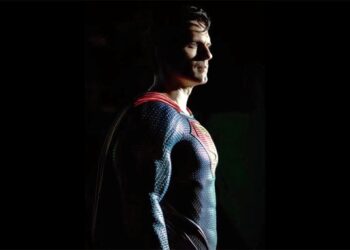 Henry Cavill anuncia oficialmente su regreso como Superman