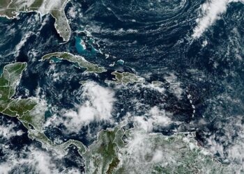 Se forma la tormenta tropical Lisa en el Caribe Central; podría convertirse en huracán
