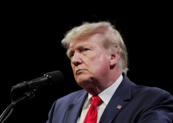 Trump citado a declarar ante el panel que investiga el asalto al Capitolio