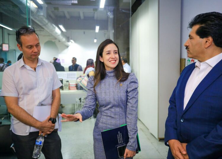 Vicecanciller Adriana Mira y senadores mexicanos verifican proyectos “Jóvenes construyendo futuro” y “Sembrando vida”