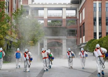 La ciudad china de Wuhan confina un distrito por un rebrote de casos de covid-19