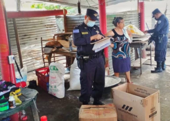 PNC decomisa más de 21,000 silbadores en Puerto El Triunfo, Usulután