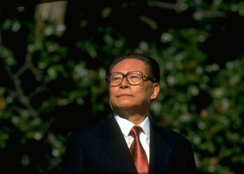 Murió el ex presidente chino Jiang Zemin que introdujo el concepto «economía socialista de mercado»