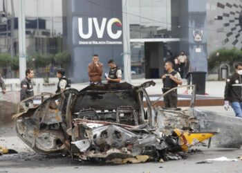 Estado de excepción en parte de Ecuador tras muerte de cinco policías