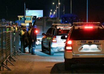 Al menos dos muertos en nueva reyerta en cárcel de Ecuador