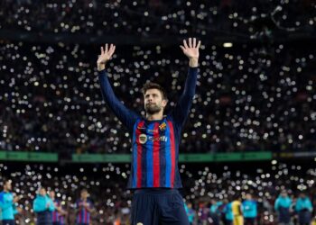 (VIDEOS) Gerard Piqué jugó su último partido con Barcelona en el Camp Nou
