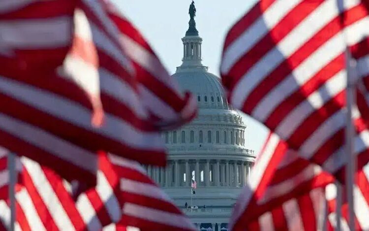 Demócratas mantienen el control del Senado en EE.UU.