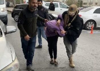 Los sospechosos del atentado de Estambul son llevados al tribunal